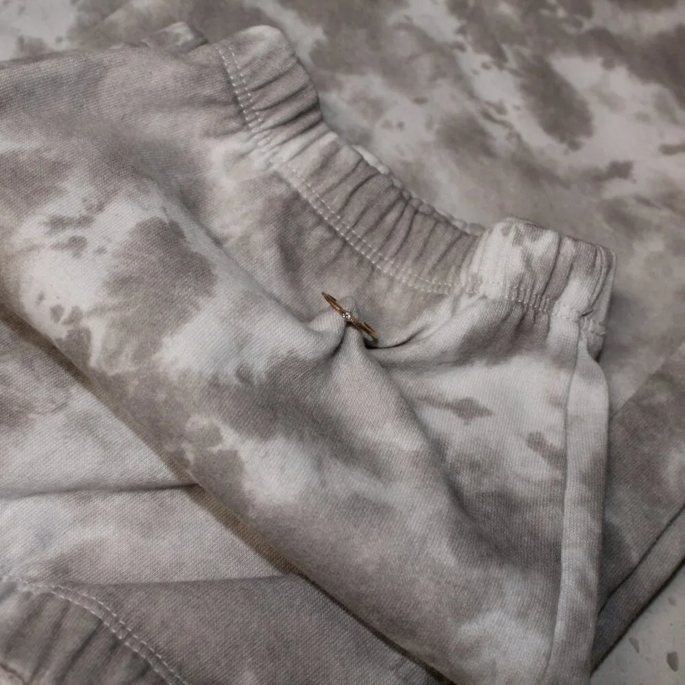 Sweatpants {FREE JEWELRY GIFT} - Picture 1 of 5